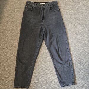 Levi's High Loose Sz 28
